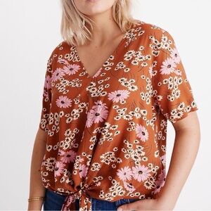 Madewell Novel Tie-Front V-neck Top in the Hillside Daisies Blouse Size M